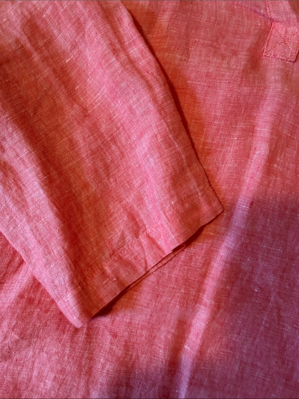 Tahari Coral/ Pink V-Neck Linen Blouse size 2x like new - Picture 3 of 8